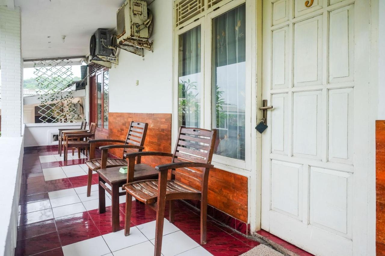 Reddoorz At Paris Ocean Hotel Parangtritis Buitenkant foto